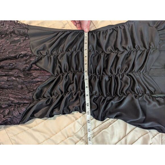 Vintage ISADORA Party Prom Costume Bodycon Dress Tiered Lace Small Goth Size 4 - Picture 4 of 7